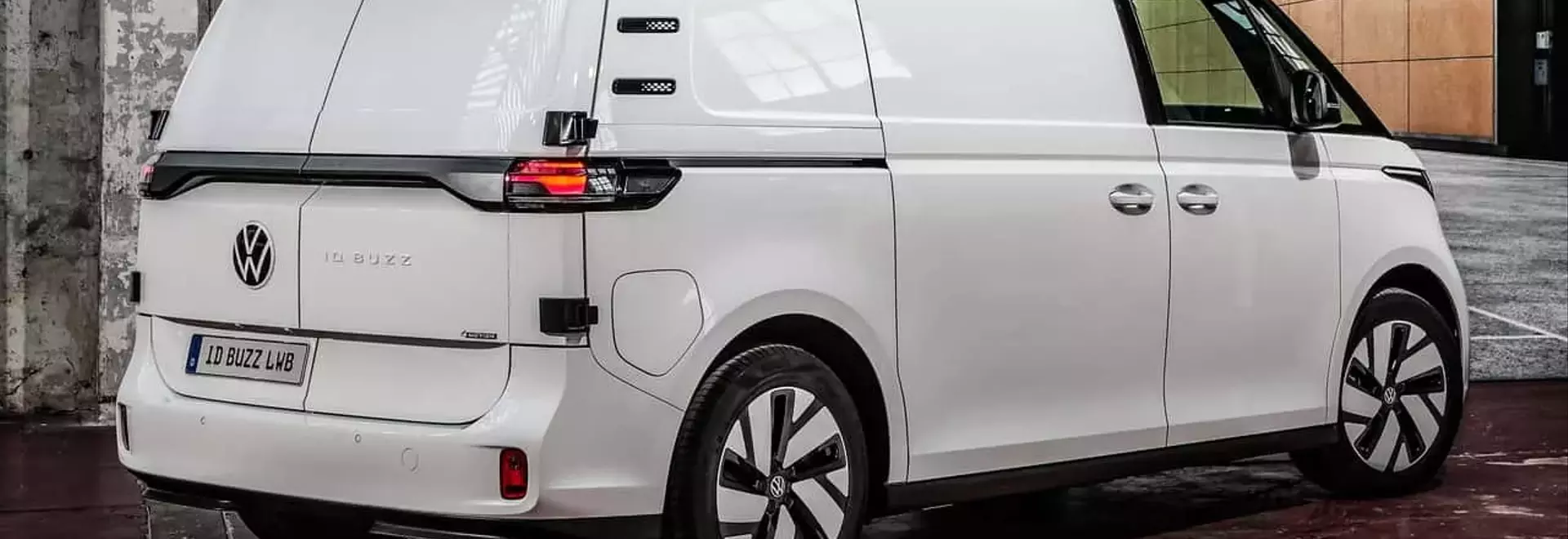 Volkswagen Expands ID. Buzz Cargo: Longer Wheelbase and Enhanced Capabilities