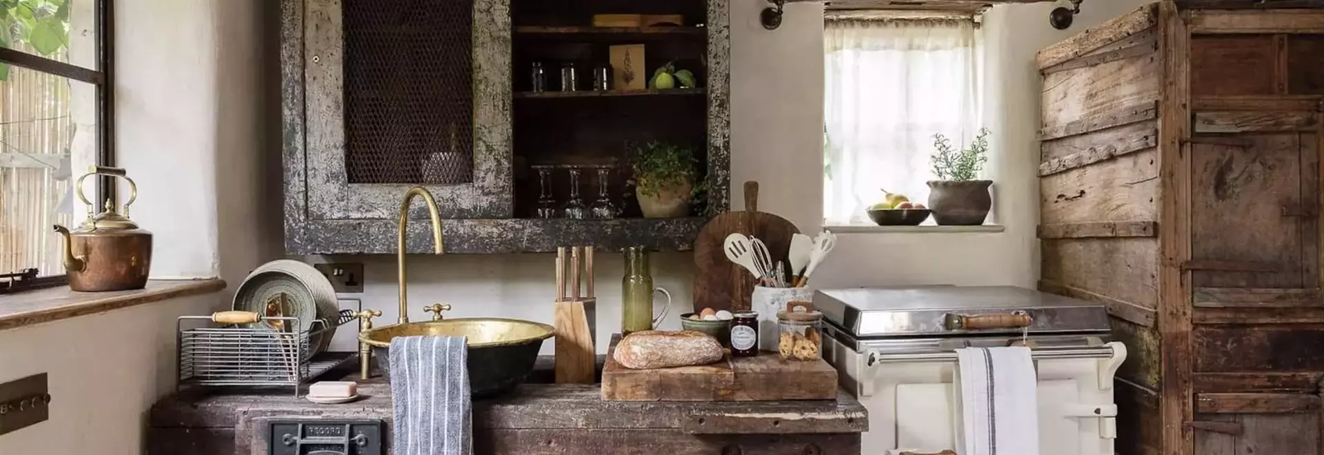Top Airbnb Stays in the Enchanting Cotswolds