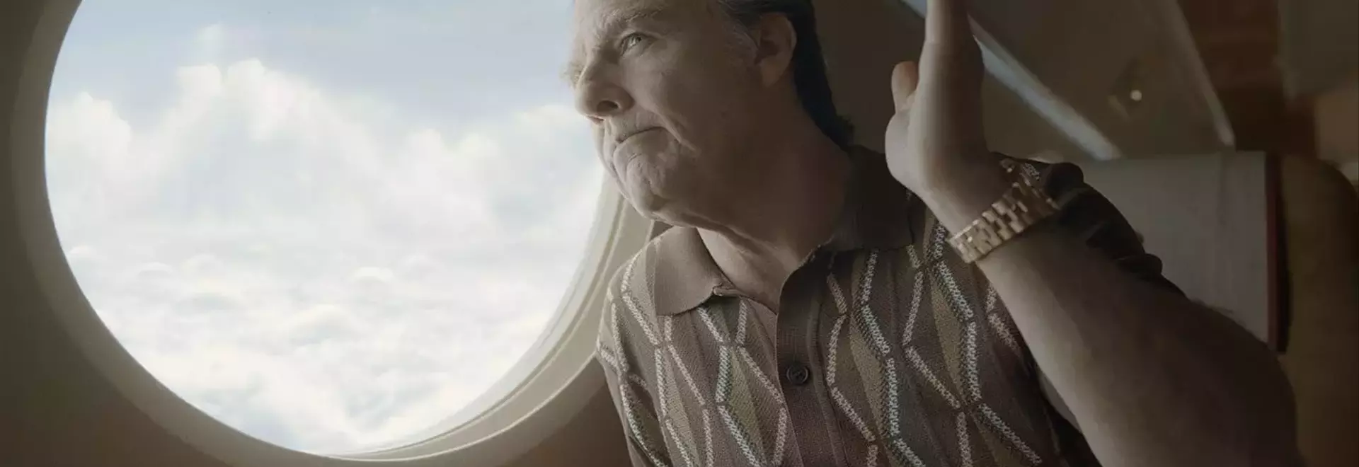 Tom Cruise's 'Digger' Challenges US Critics with International Acclaim