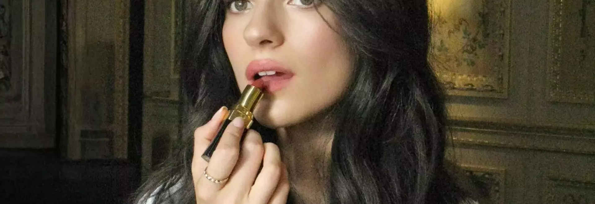 Ella Rubin's Journey to Chanel Front Row: A Beauty and Fashion Story
