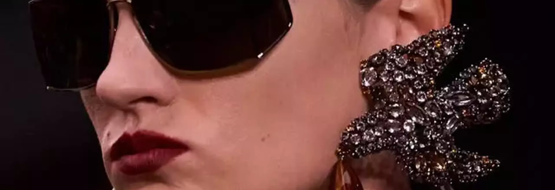 The Enduring Appeal of Flat-Top Sunglasses: A Seasonal Fashion Staple