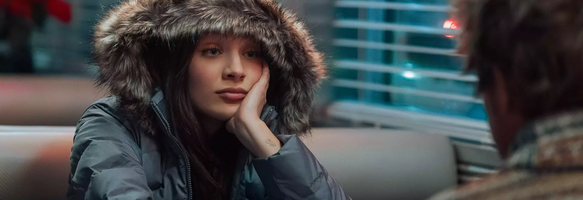 Maddie Ziegler Trapped in Festive Time-Loop in Netflix's 'In A Holidaze'