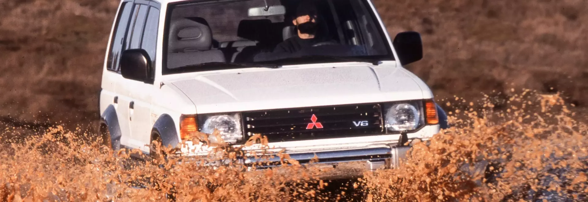 The 1995 Mitsubishi Montero SR: A Blend of Sophistication and Capability