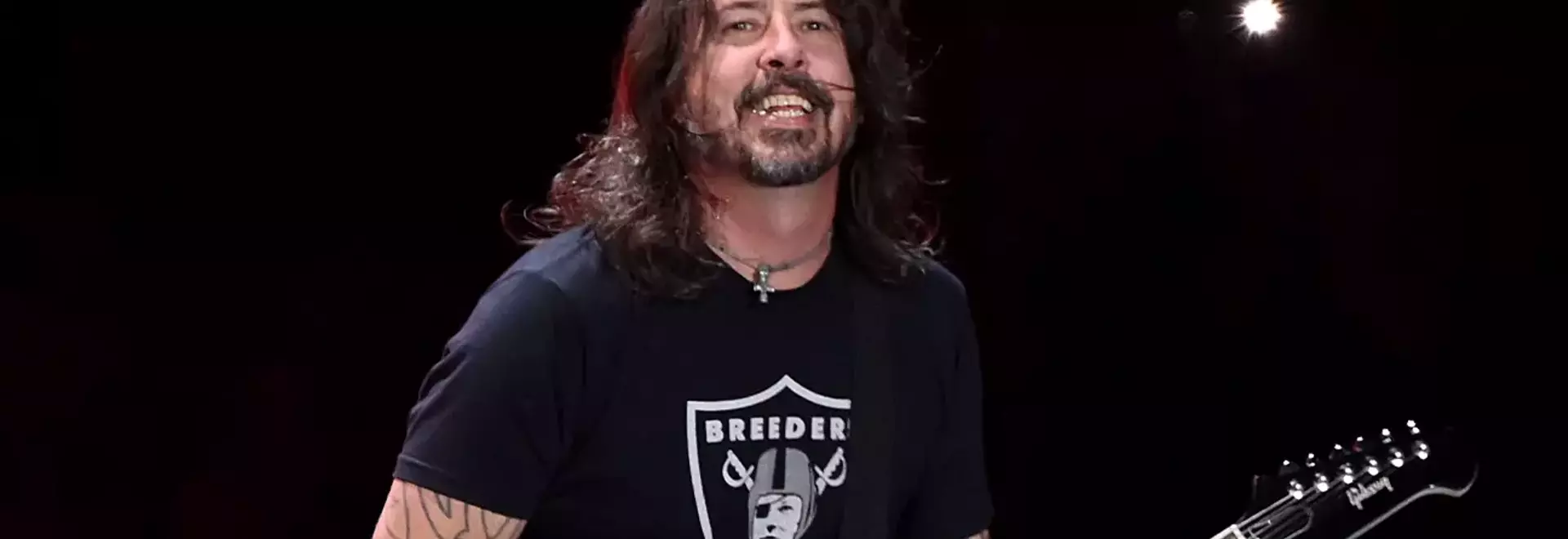 KROQ's Almost Acoustic Christmas Announces 2026 Lineup Featuring Foo Fighters, Weezer, and Sublime