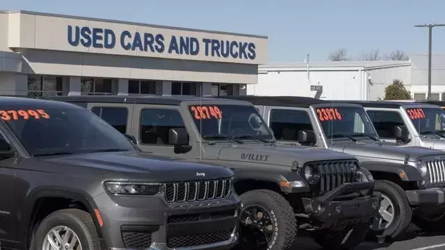 Comprehensive Guide to Purchasing a Pre-Owned Vehicle