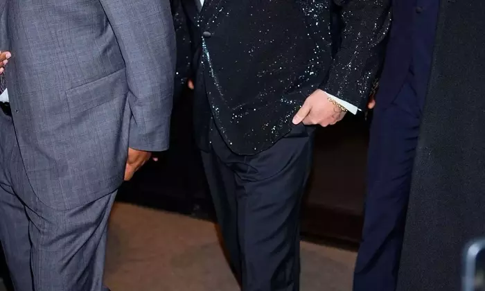 Drake's Extravagant 40th Birthday Celebrations and Fashion Choices